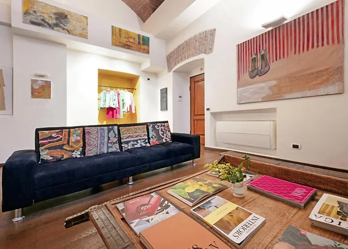 Trasteverehome - Artists Loft With Private Parking In Trastevere Сasa de vacaciones Roma