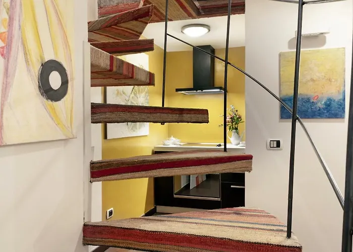 Trasteverehome - Artists Loft With Private Parking In Trastevere Сasa de vacaciones Roma