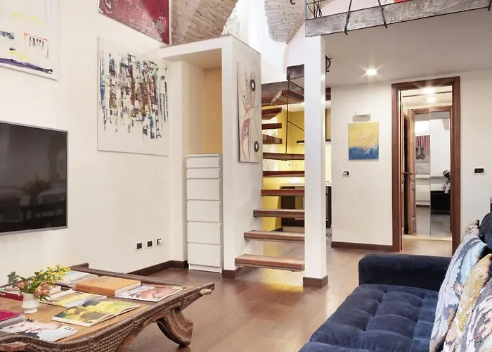 Trasteverehome - Artists Loft With Private Parking In Trastevere * Roma